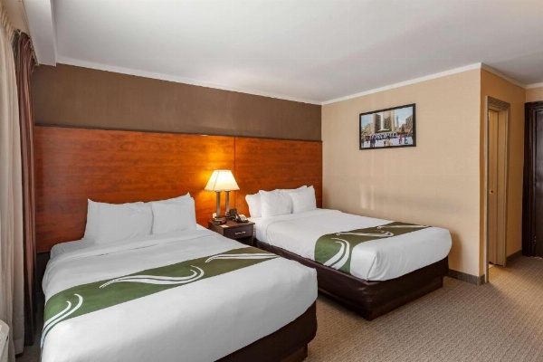 Quality Inn Toronto Airport image 16