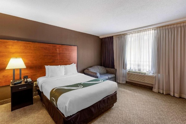 Quality Inn Toronto Airport image 20