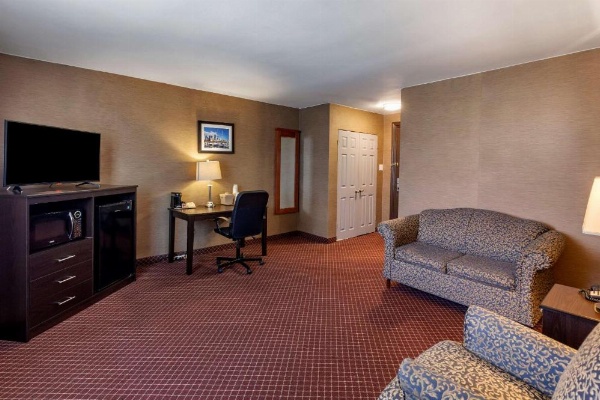 Quality Inn Toronto Airport image 26